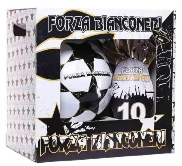 UOVO DI PASQUA CON PALLONE